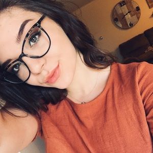 Meet your Posher, Mackenzi